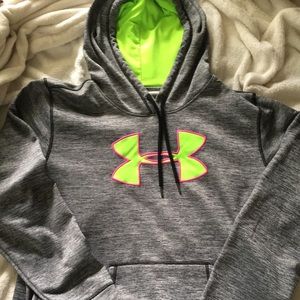 UnderArmour sweatshirt